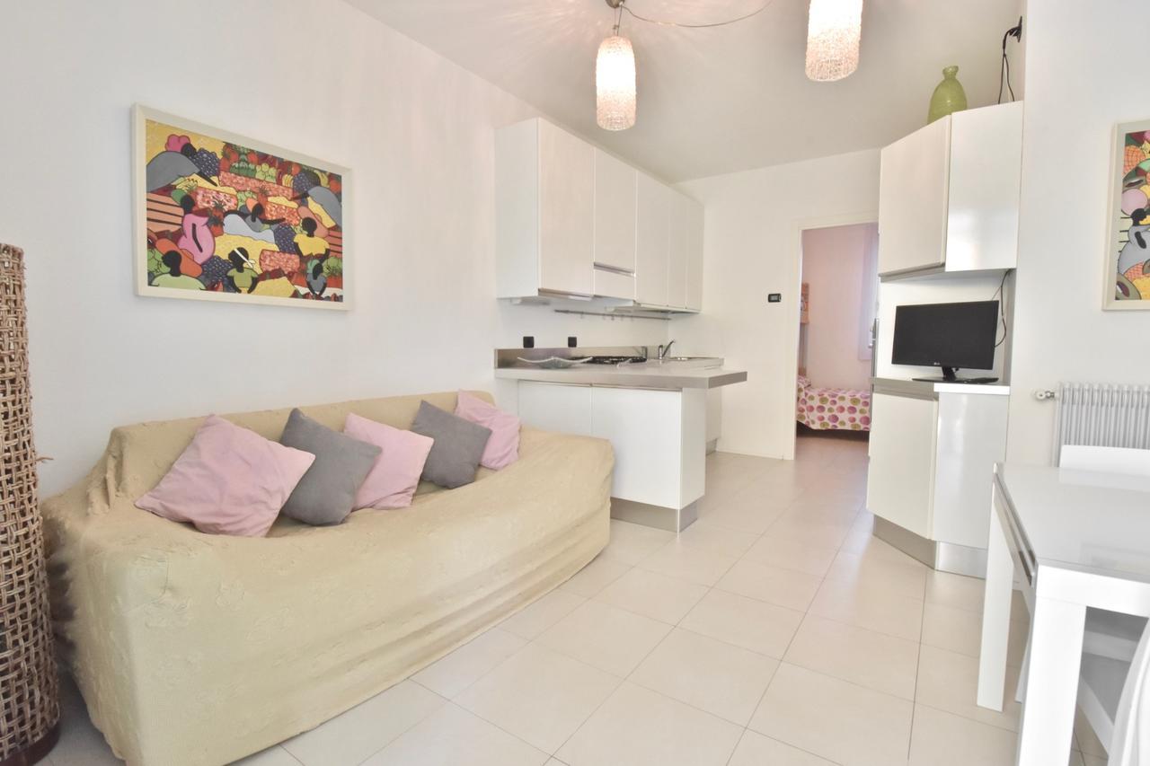 Liro Apartments Lido di Jesolo Buitenkant foto